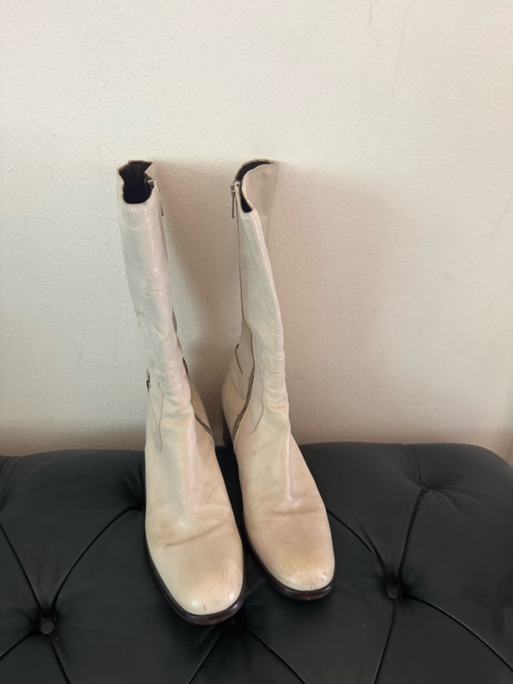 Vero Cuoio 39.5 Women’s Cream Mid-Calf Zip Boots
